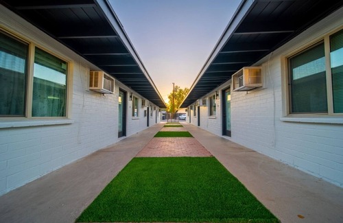 Riverside Apartamento | Walk to Tempe Beach Park!