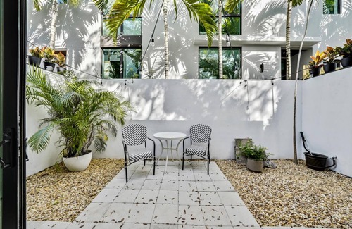 Colee Hammock Apartamento | Walk to the best dining, bars, shops, and more