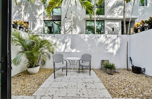 Colee Hammock Apartamento | Walk to the best dining, bars, shops, and more
