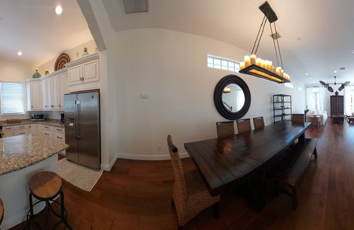 Juno Beach Casa | Walk to the beach, 300 feet away from the ocean.