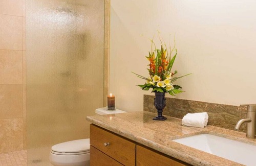 Princeville Condominio | Walk to the Beach and Westin! Sleeps 6