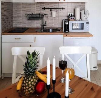 Krizna luka Apartamento | Walk to the Beach from a Cool and Modern Apartment