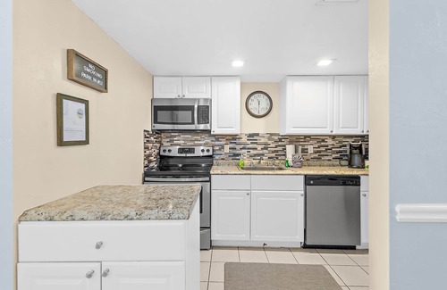 Flagler Beach Condominio | Walk to the Beach, Pier & Downtown Flagler Beach