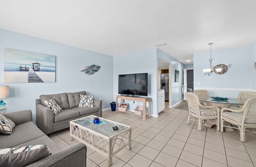 Flagler Beach Condominio | Walk to the Beach, Pier & Downtown Flagler Beach