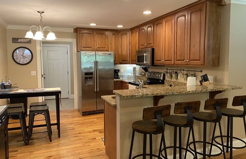 Lookout Valley Neighborhood Association Casa | Walk to the Venue - 10 minutes to Downtown and Lookout Mountain - biking, hiking