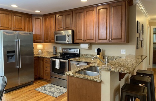 Lookout Valley Neighborhood Association Casa | Walk to the Venue - 10 minutes to Downtown and Lookout Mountain - hiking, biking