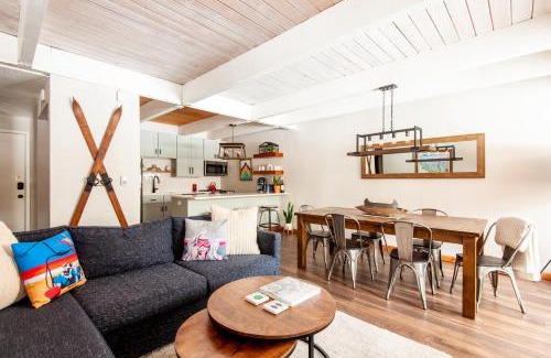 Warrior's Mark Casa | WALK to Town, Hikes, & Ski Lift! Pool & Hot Tubs!
