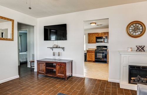 Brenham Casa | Walk to Town: Home w/ Yard in Brenham!