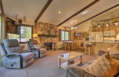 Frisco Cabina | Walk to Town: Updated Frisco Cabin w/ 2 Decks!