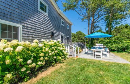 Harwich Casa | Walk to Water Access to Hiking Trails!