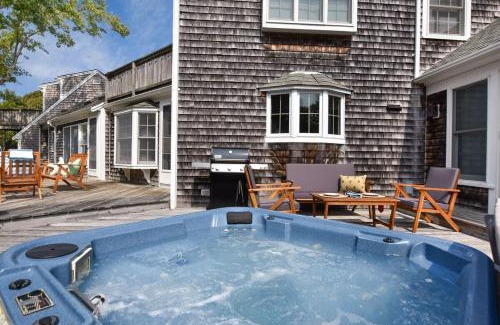 North Eastham Casa | Walk to Water Hot Tub & Game Room