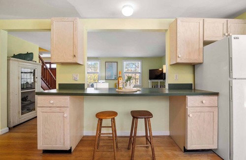 North Chatham Casa | Walk to Water, near Downtown Chatham!
