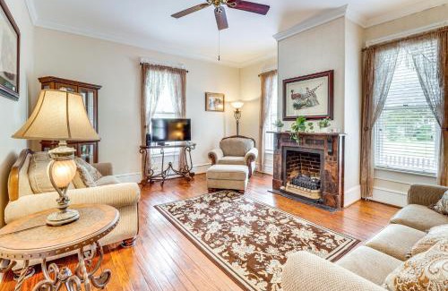 Elizabeth City Casa | Walk to Waterfront Downtown Elizabeth City Home!