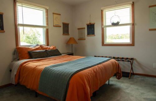 Alto Pass Casa | Walk to Weddings-Wineries-Trails Family Friendly Home in Downtown Alto Pass