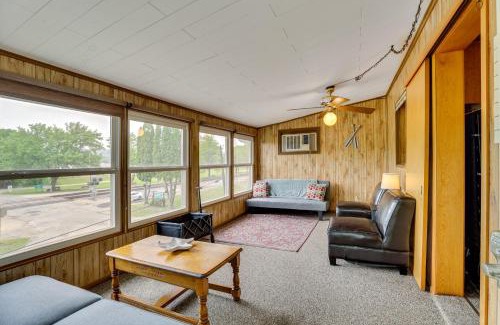 Bagley Casa | Walk to Wyalusing Beach Cabin with River View!