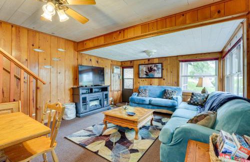 Bagley Casa | Walk to Wyalusing Beach Cabin with River View!