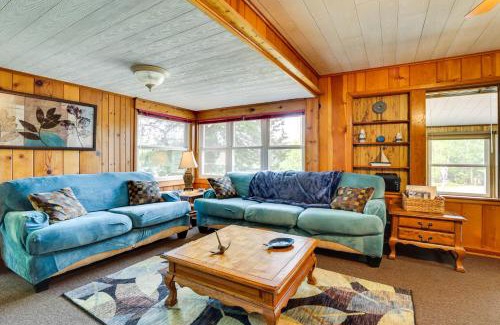 Bagley Casa | Walk to Wyalusing Beach Cabin with River View!