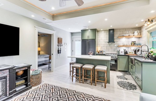 Zilker Casa | Walk to Zilker Park, Barton Springs Pool! Cozy Gem