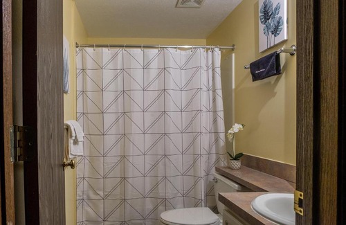 Gateway District Apartamento | Walkable 1BR Apt Downtown by Frontdesk