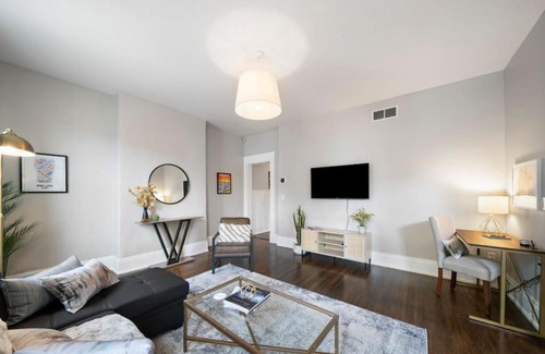 Over-the-Rhine Apartamento | Walkable 2BR near Findlay Market Downtown UC