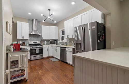 Columbia-Tusculum Casa | Walkable 3-bedrm Centrally Located to Cincy’s best