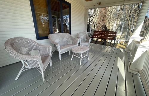 Two Harbors Casa | Walkable++ 4BR