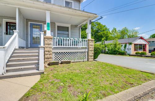 Arlington Heights Casa | Walkable Abode in Stroudsburgs Business District!