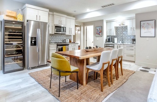 Holladay Casa | Walkable Cozy Downstairs Suite in Holladay!