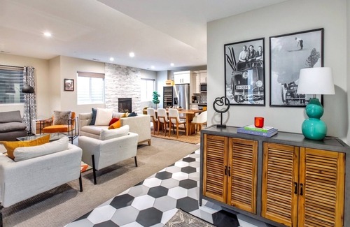 Holladay Casa | Walkable Cozy Downstairs Suite in Holladay!