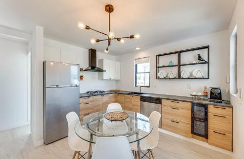 Downtown Casa | Walkable Downtown Chandler Oasis with Private Patio