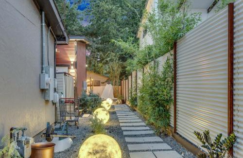 Govalle Casa | Walkable East Austin Oasis with Jacuzzi and Golf