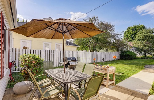 West Liberty Casa | Walkable Group Getaway w/Bikes in West Liberty!