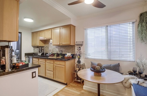 Hillcrest Condominio | Walkable Hillcrest Gem - Cafés, Bars & Balboa Park - Landing Pad in San Diego