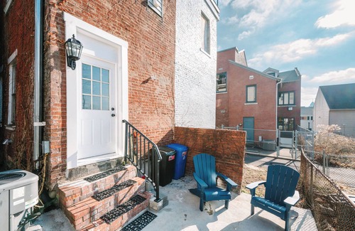 Central Northside Casa | Walkable Luxury 4 Br House