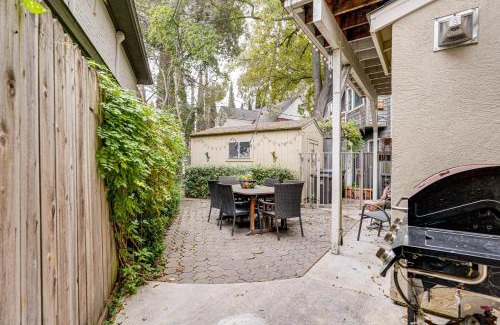 Stockton Casa | Walkable Miracle Mile Retreat with Peaceful Patio