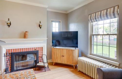 Thiensville Casa | Walkable Thiensville Retreat Near Hiking!