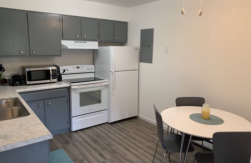 Munising Apartamento | ¡¡Nuevo!! Apartamento de 2 dormitorios en el centro de Munising.