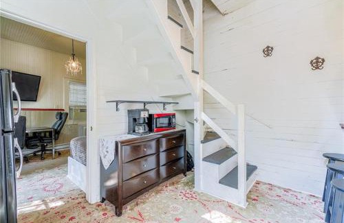 Faubourg Livaudais Apartamento | Walker Mansion on St Charles Ave - Unit 7