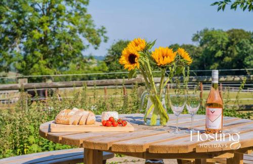 Turville Chalet De Esquí | Walkers Lodge In The Heart Of The Chilterns With Incredible Views