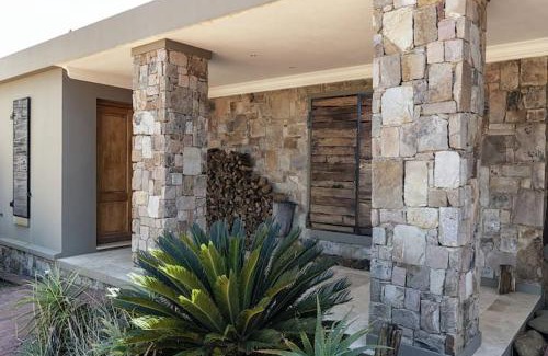 Dullstroom Casa | Walkersons Estate Red Oak Ridge