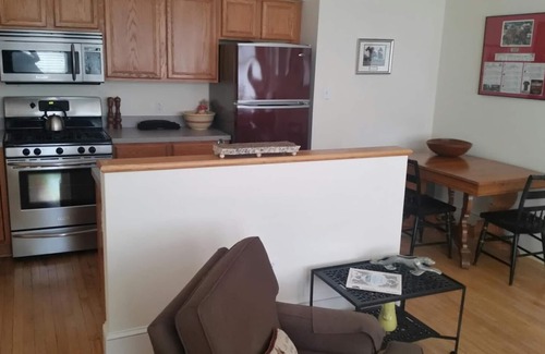 Saratoga Springs Condominio | A poca distancia del hipódromo y Broadway