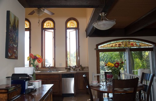 North of Montana Casa | California Villa Toscana