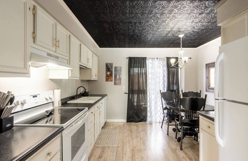 Sheridan Apartamento | Walking distance historic downtown Sheridan
