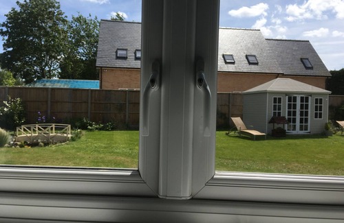 Mildenhall Casa | A poca distancia de la ciudad de Mildenhall, capacidad para 3 personas, ducha en la habitación, WiFi y aparcamiento