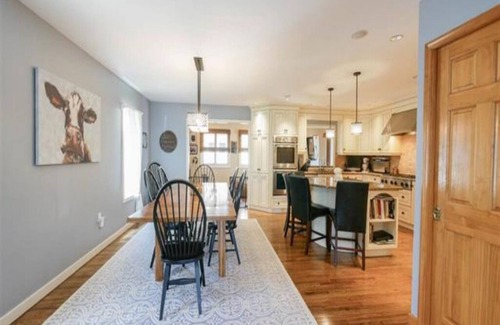 Margate City Casa | Walking distance to beach, JCC, tennis, court, docks, ball fields