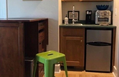 Sturgeon Bay Apartamento | Walking Distance to Downtown and Waterfront - Cozy Studio Apartment
