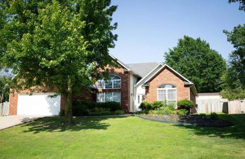 Bentonville Casa | Walking distance to Coler MTN Bike - 3BR 2BA