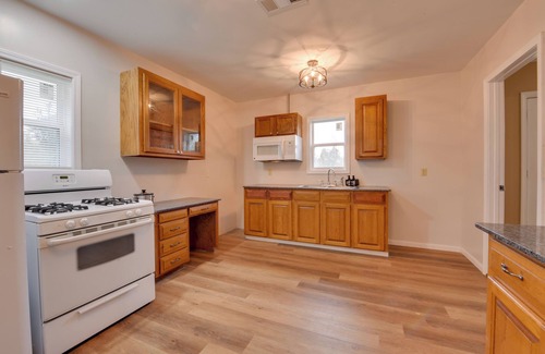 Westlake Casa | Walking Distance to Casino: Home in Westlake!