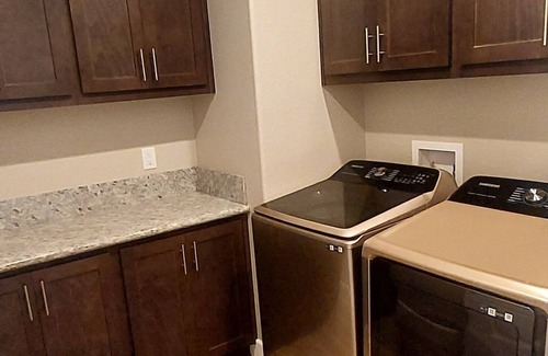 Murphys Casa | Walking distance to downtown Murphys - Shopping, Restaurants, Wine Tasting