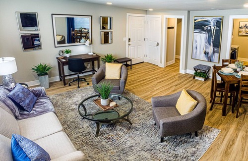 Southeast Salem Apartamento | Walking distance to Downtown, H, and waterfront. Safe, clean, comfortable.